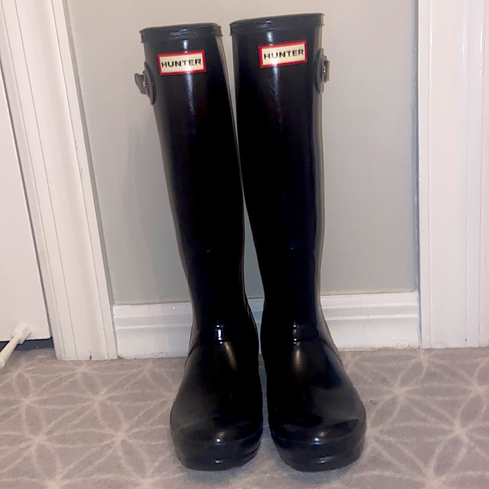 black hunter boots amazing shape